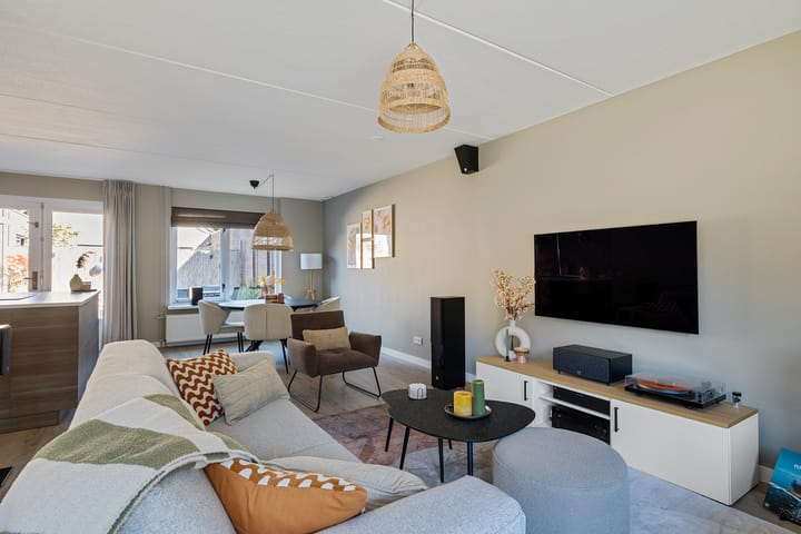 Foto 11 van Slechtvalk 34