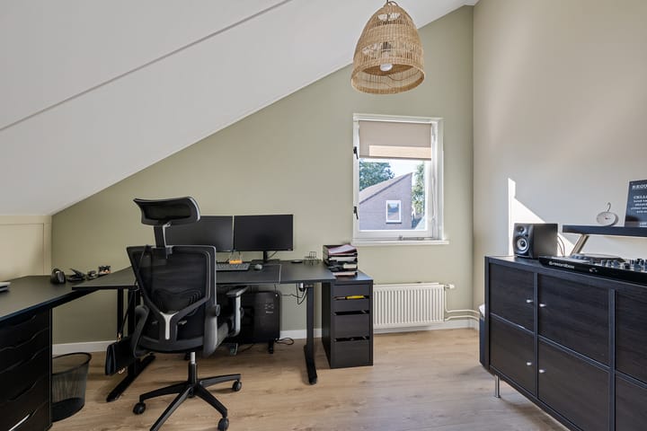 Foto 27 van Slechtvalk 34