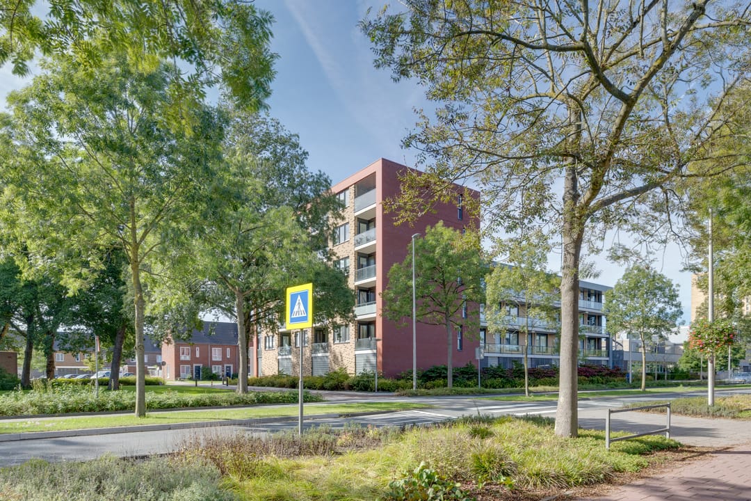 Photo 38 of Kometenstraat 58