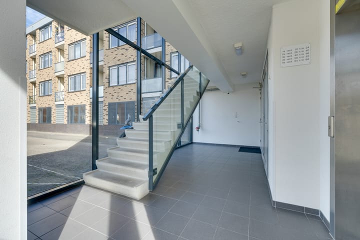 Photo 6 of Kometenstraat 58