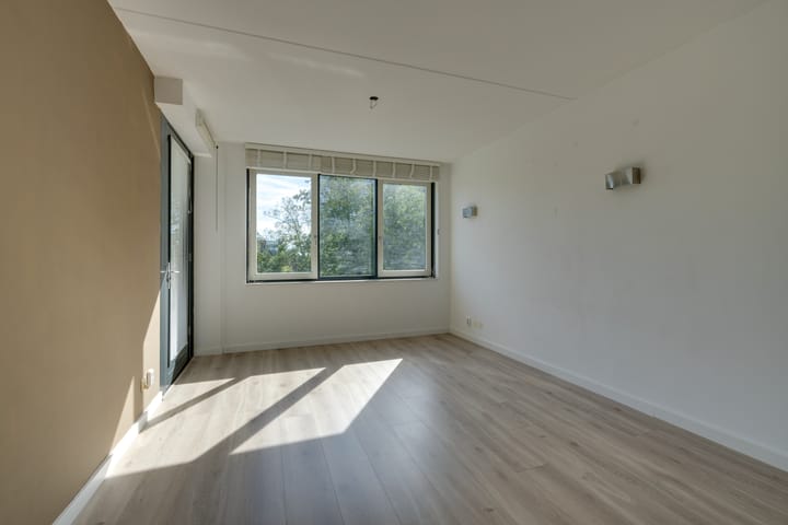 Photo 12 of Kometenstraat 58