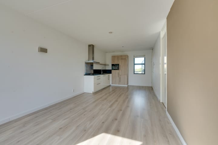 Photo 14 of Kometenstraat 58