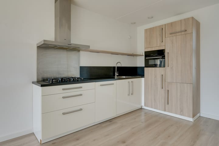 Photo 17 of Kometenstraat 58