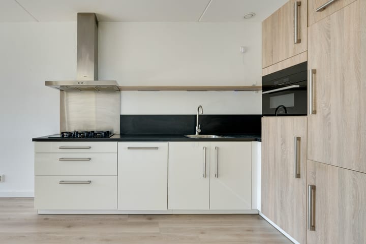 Photo 18 of Kometenstraat 58