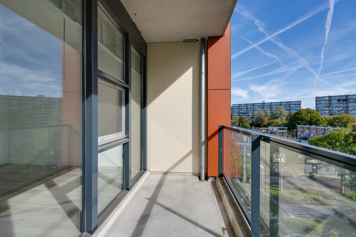 Photo 23 of Kometenstraat 58