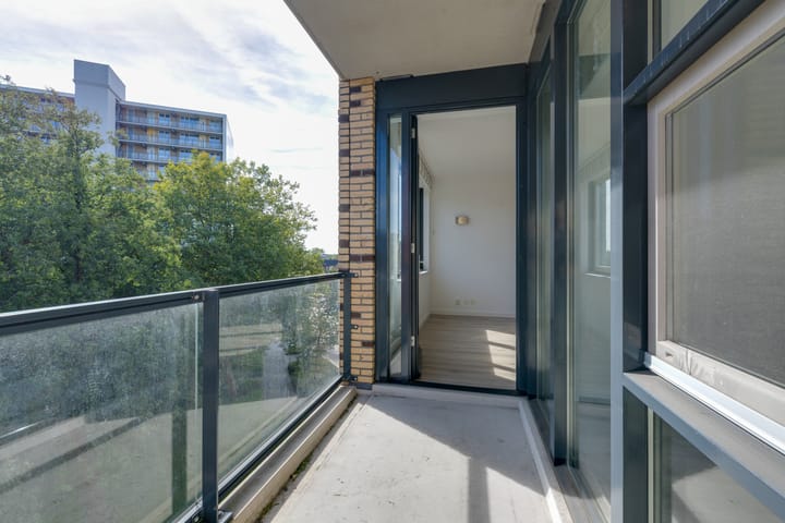 Photo 24 of Kometenstraat 58