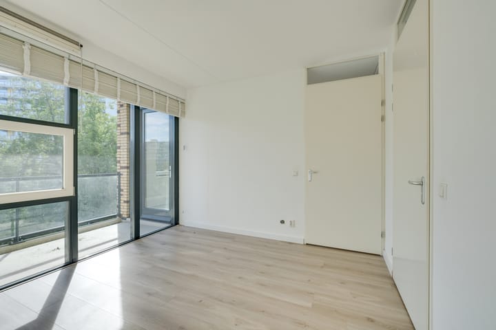 Photo 28 of Kometenstraat 58