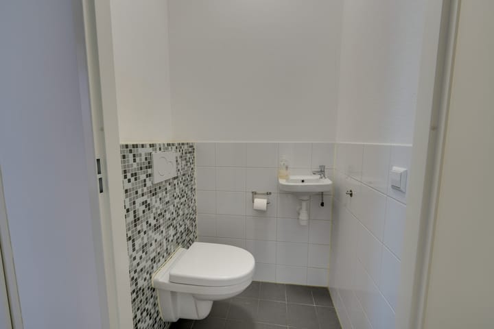 Photo 34 of Kometenstraat 58