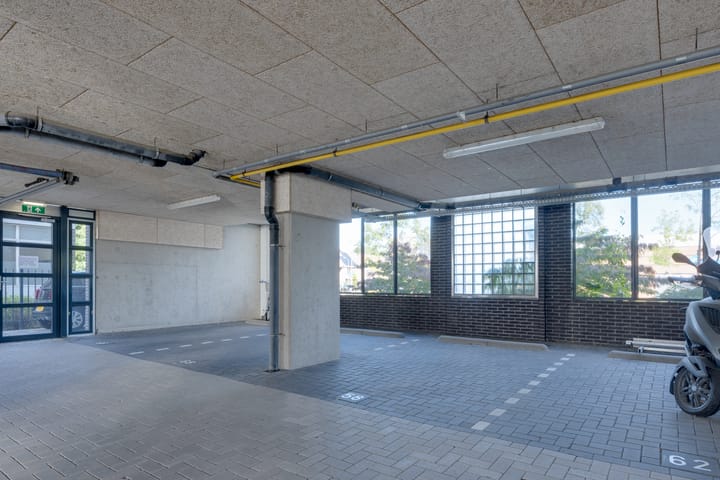 Photo 36 of Kometenstraat 58