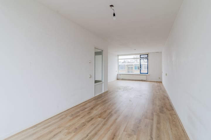 Photo 3 of Van der Haertstraat 45