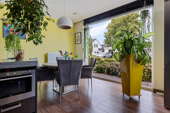 Photo 7 of Burgemeester Geurtslaan 46