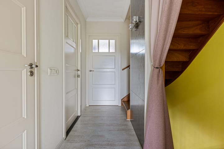 Photo 16 of Burgemeester Geurtslaan 46