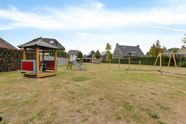 Photo 51 of Burgemeester Geurtslaan 46