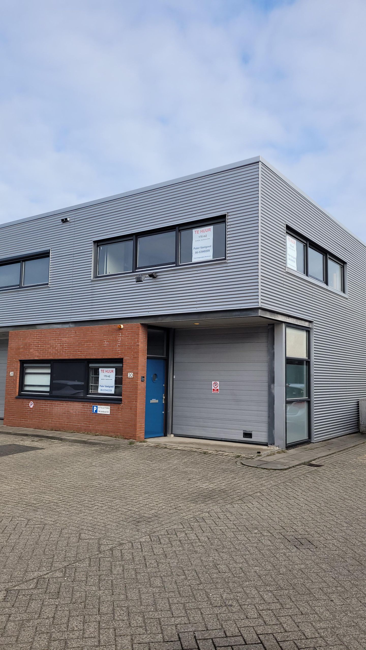 View photo 2 of De Liesbosch 30