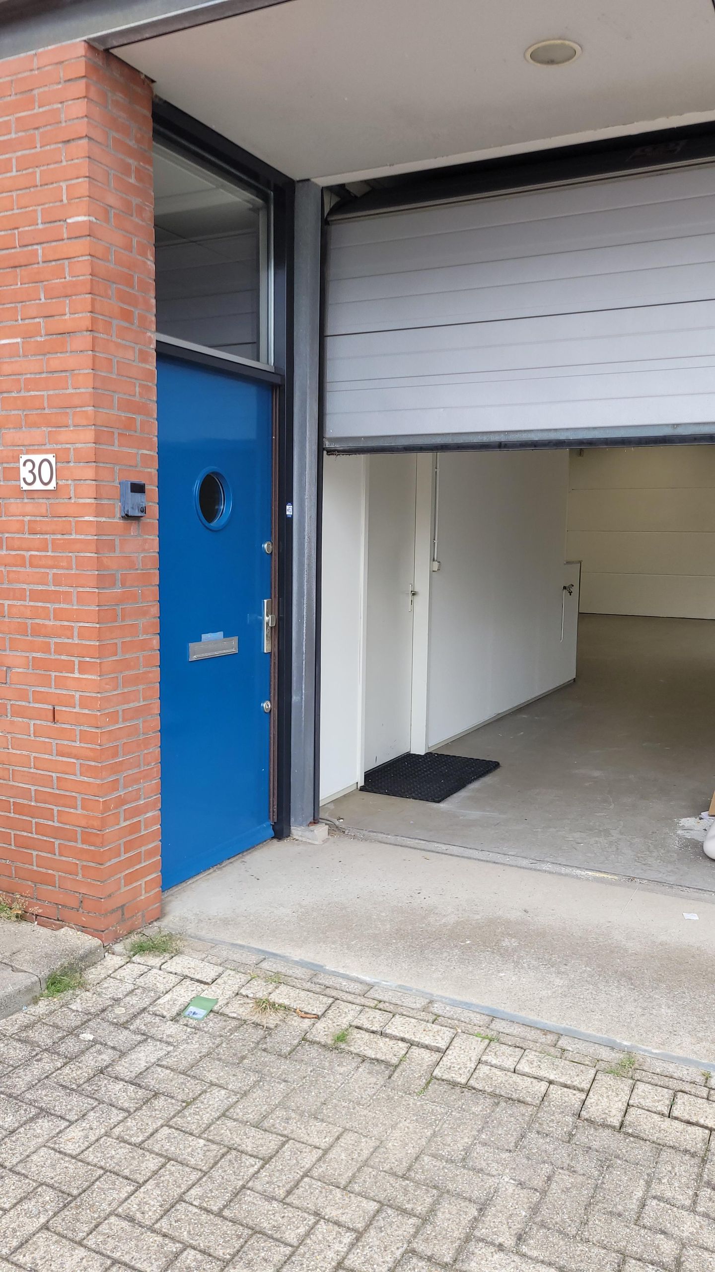 View photo 3 of De Liesbosch 30
