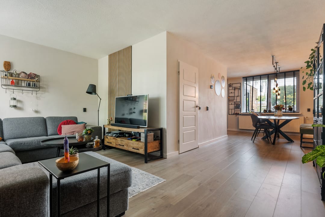 Photo 8 of Ds. van Petegemstraat 36