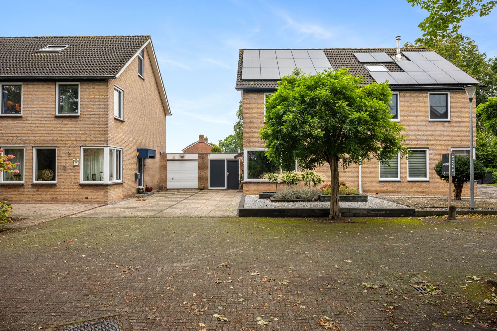 Photo 24 of Ds. van Petegemstraat 36