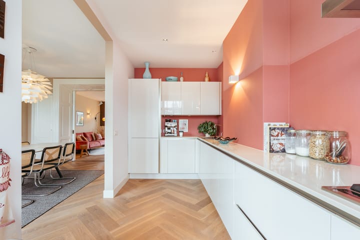 Foto 21 van Sarphatistraat 568