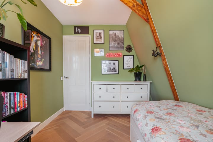 Foto 41 van Sarphatistraat 568