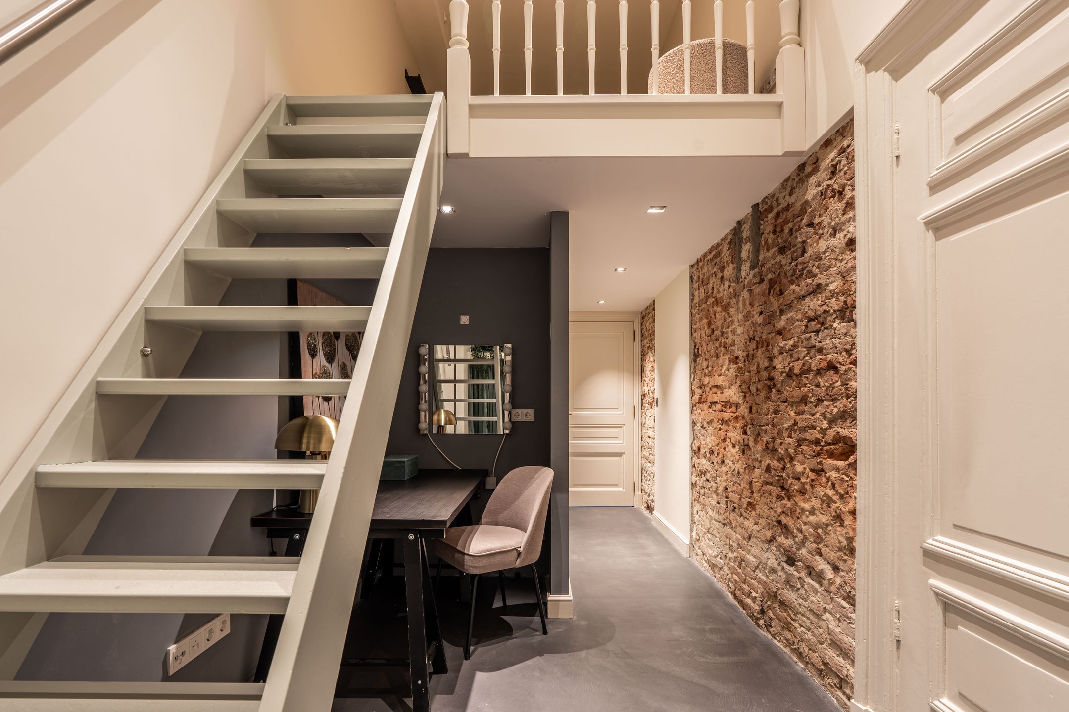 Foto 48 van Eerste Van der Helststraat 1-D