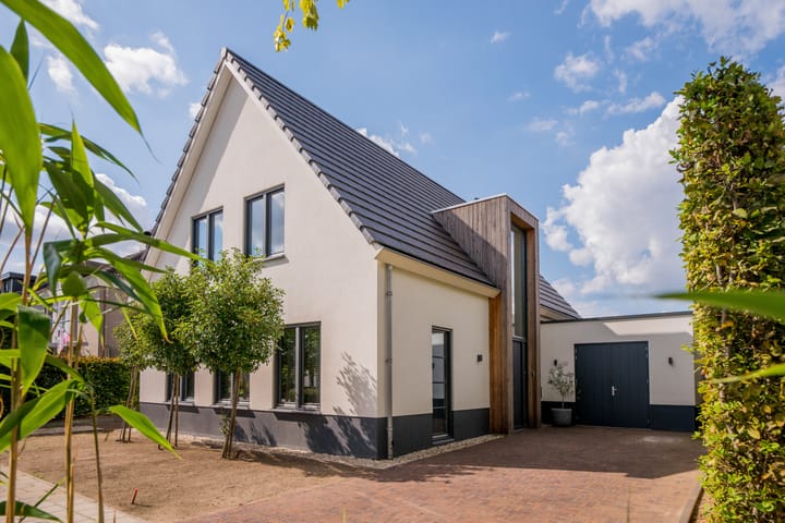 Pastoor Windhausenlaan 15 main image