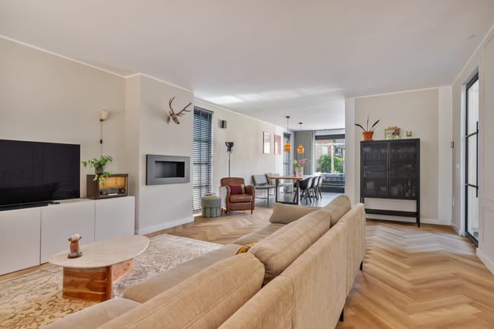 Photo 15 of Pastoor Windhausenlaan 15