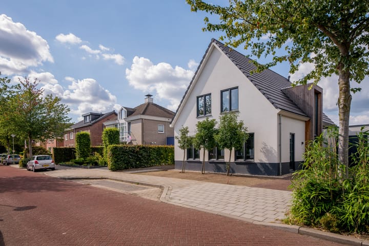 Photo 69 of Pastoor Windhausenlaan 15