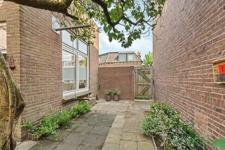 Foto 33 van Moerakkerdwarsstraat 1