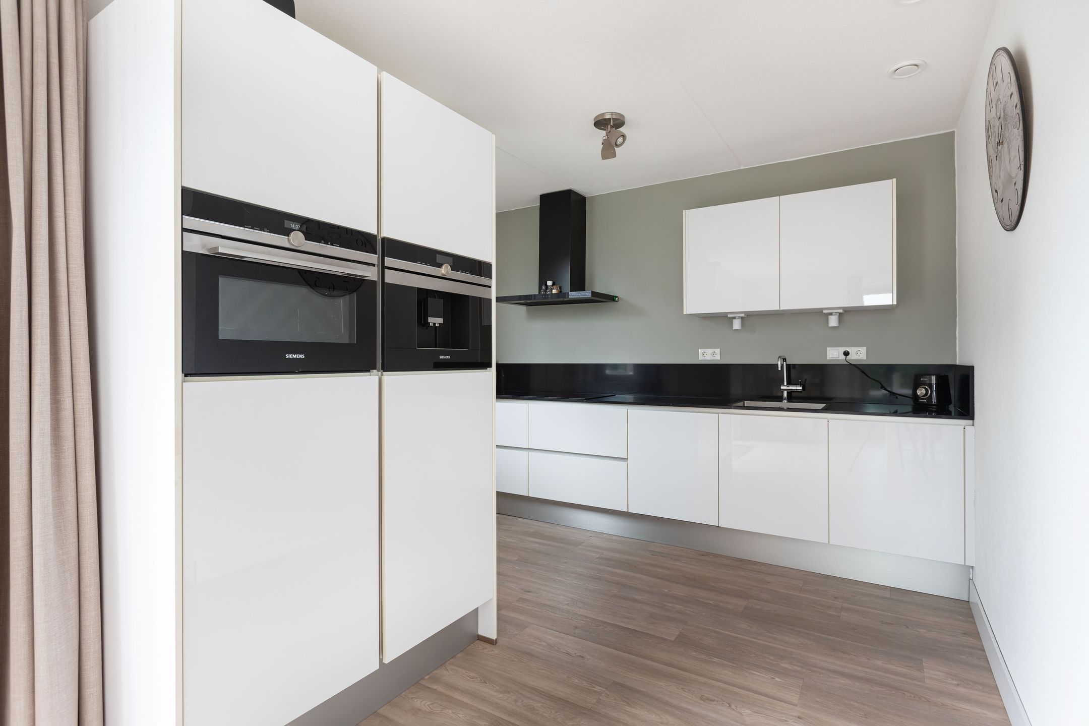 Foto 3 van Nienke van Hichtumweg 51