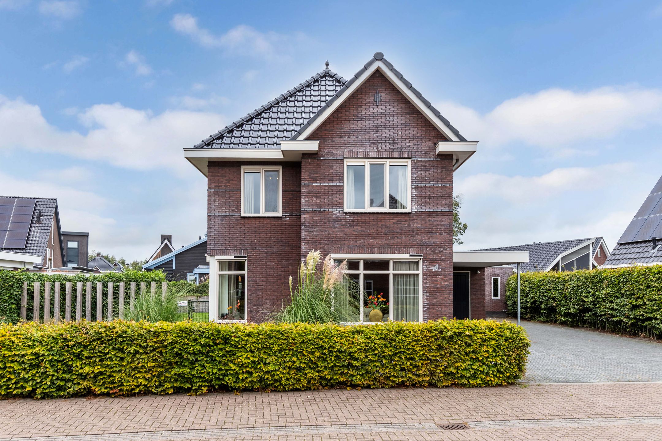 Foto 6 van Nienke van Hichtumweg 51