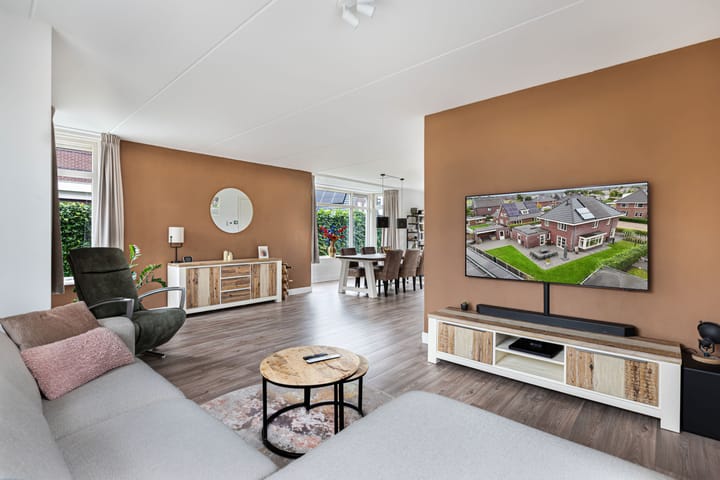 Foto 12 van Nienke van Hichtumweg 51