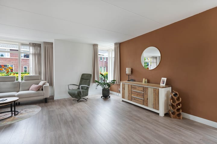 Foto 13 van Nienke van Hichtumweg 51