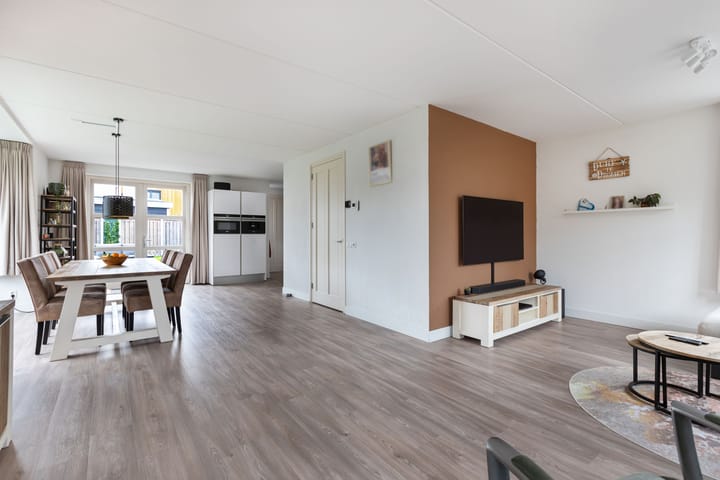 Foto 16 van Nienke van Hichtumweg 51