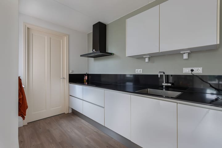 Foto 22 van Nienke van Hichtumweg 51