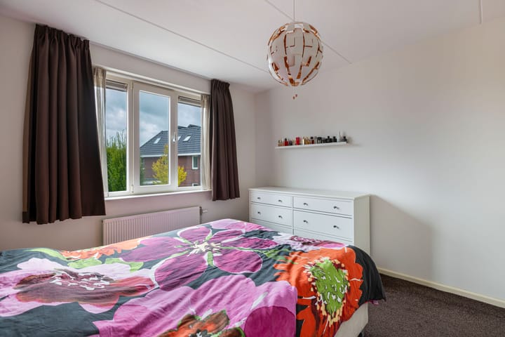 Foto 28 van Nienke van Hichtumweg 51