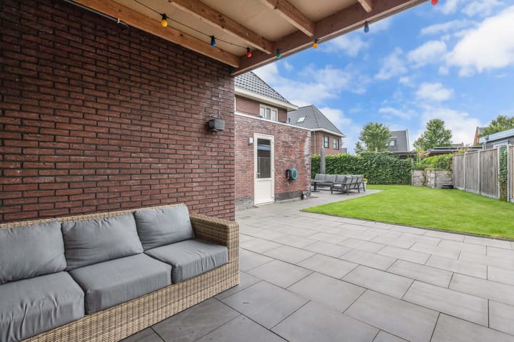 Foto 47 van Nienke van Hichtumweg 51