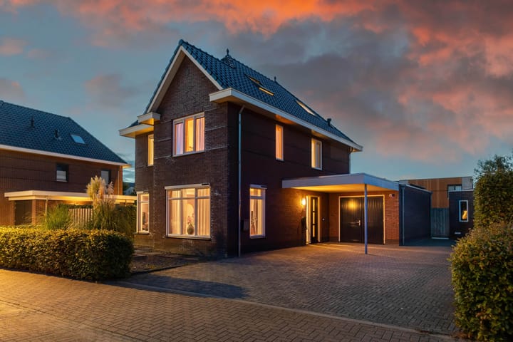 Foto 54 van Nienke van Hichtumweg 51