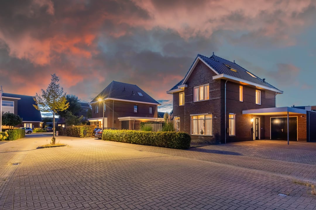 Foto 56 van Nienke van Hichtumweg 51