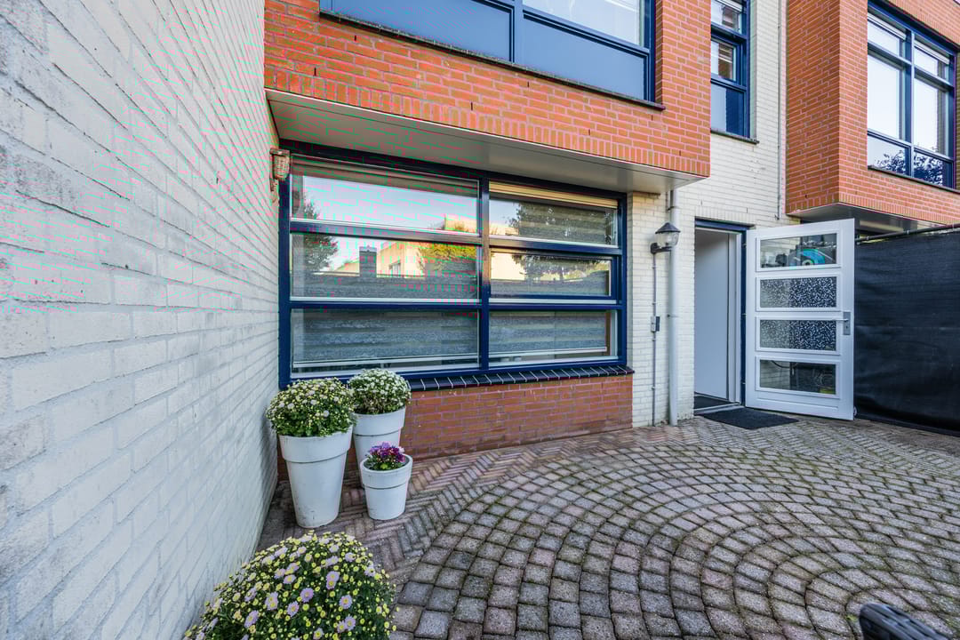 Photo 11 of Marga Klompélaan 123