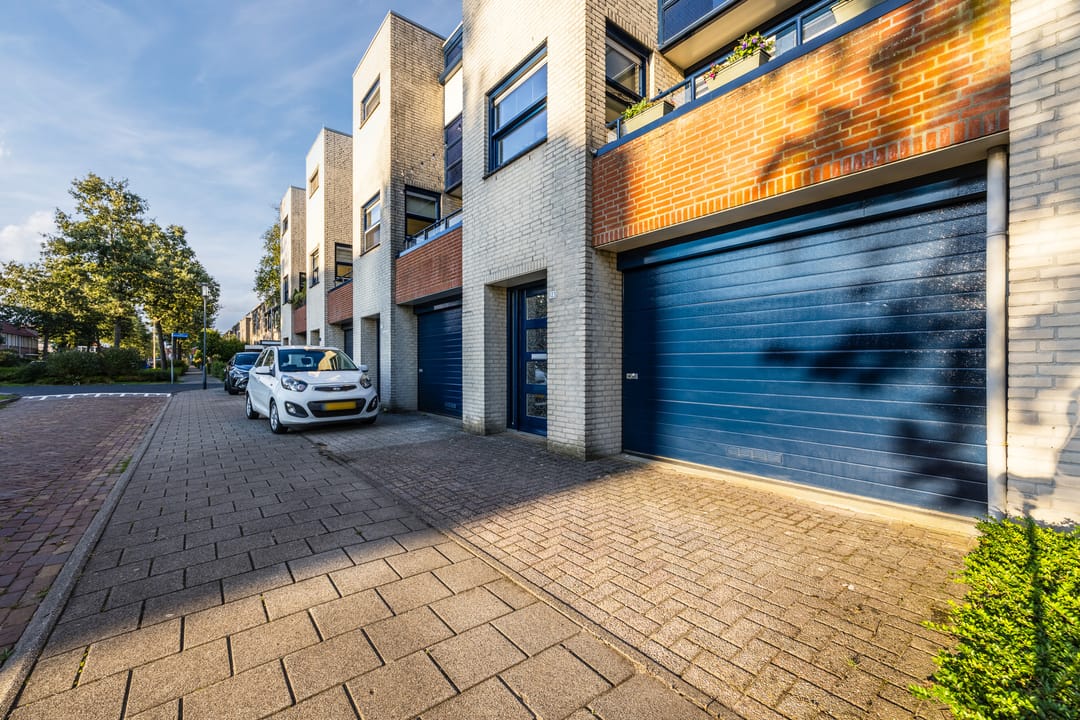 Photo 13 of Marga Klompélaan 123