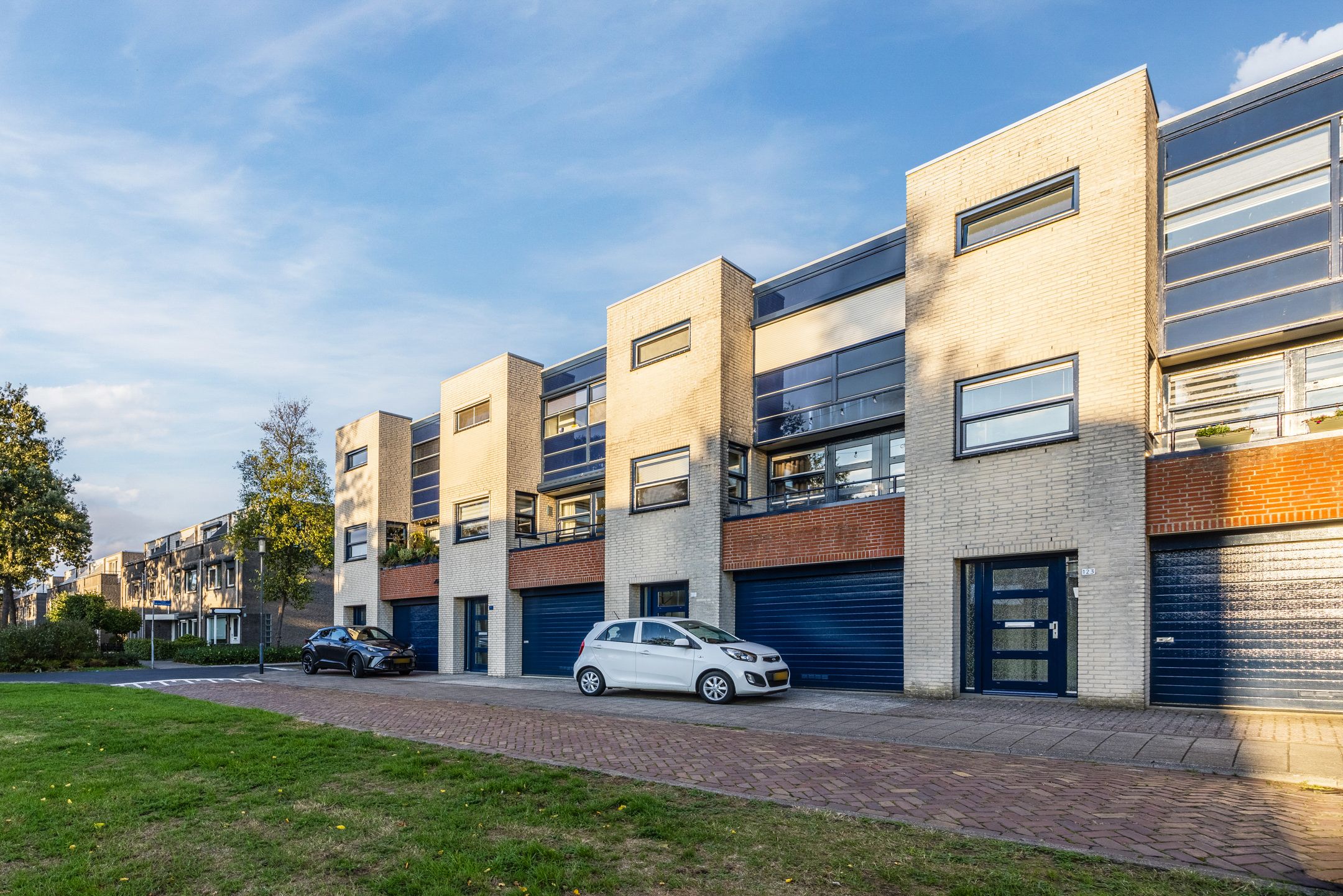 Photo 48 of Marga Klompélaan 123