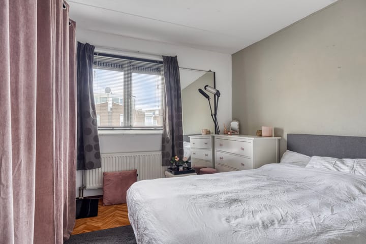 Photo 25 of Luchtenburg 2