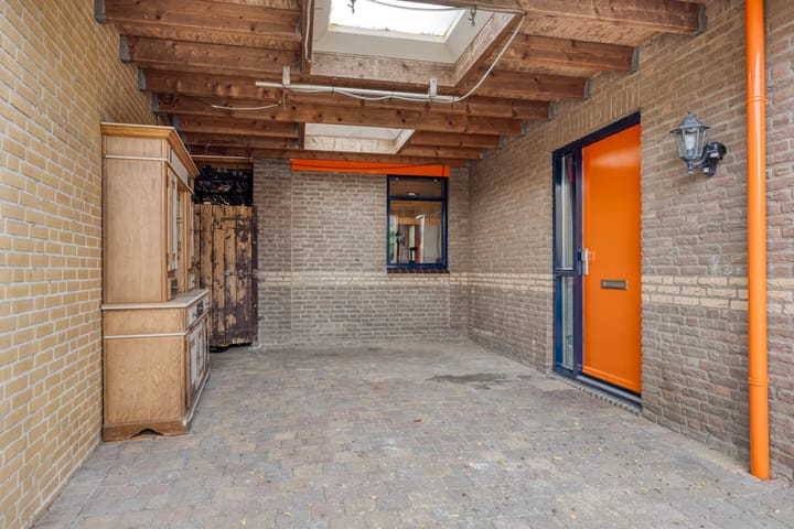 Photo 33 of Luchtenburg 2