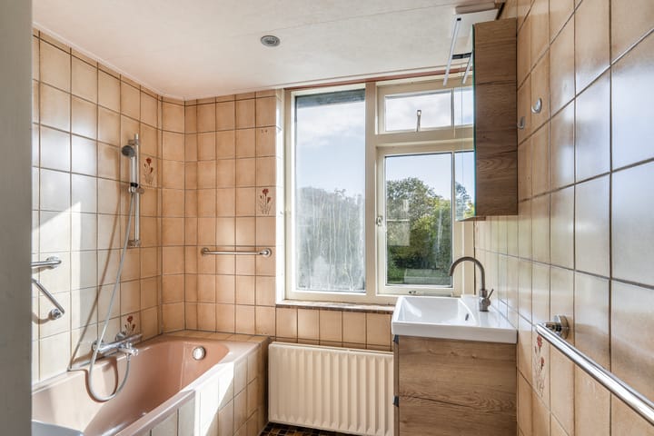 Foto 6 van Esdoornstraat 9