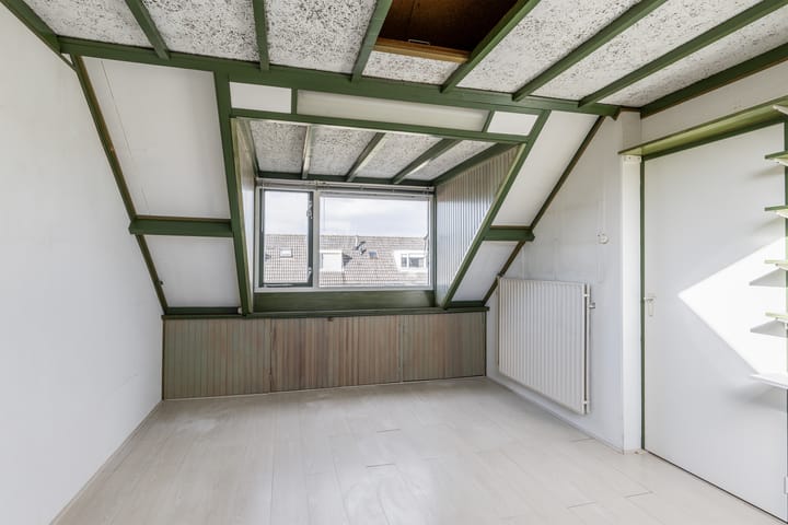 Foto 31 van Esdoornstraat 9