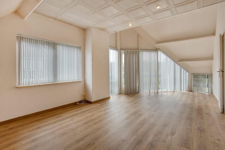 Foto 15 van Overlangelseweg 12-A