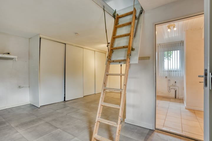 Foto 25 van Overlangelseweg 12-A