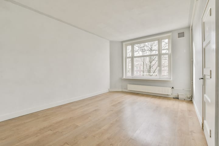 Photo 3 of Willem de Zwijgerlaan 128-2