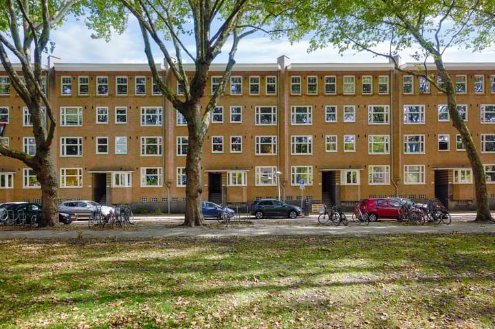 Photo 13 of Willem de Zwijgerlaan 128-2