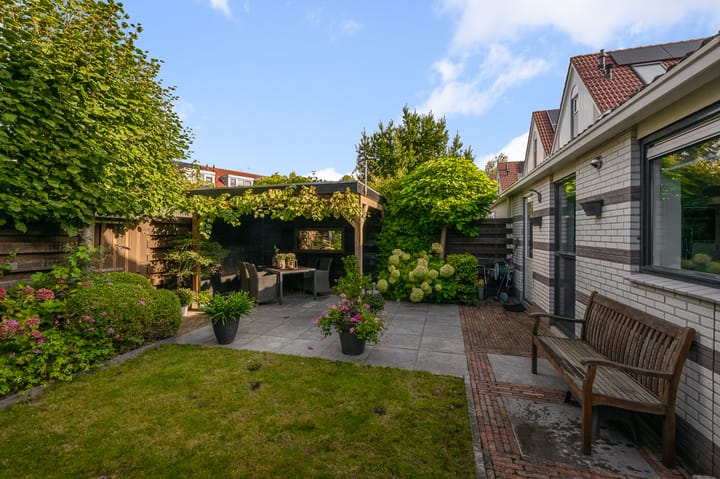 Photo 31 of Karmelietenstraat 12